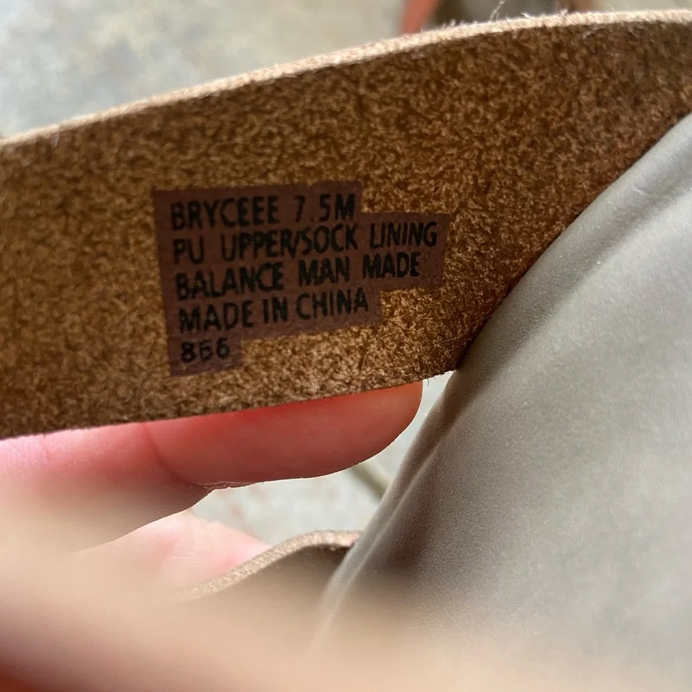 Madden Girl Bryceee Women’s Cognac Brown Padded Footbed Sandals Size 7.5 - Picture 4 of 4